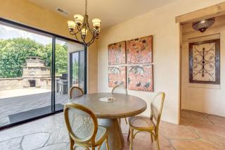 half Mi to Airport Mesa! Hot Tub Haven with Mtn Views - 3