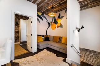 Gaston Haus by Lucky Savannah - 5