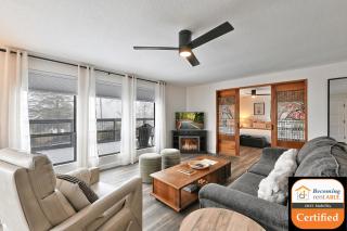 Manor Hill Haven Hot Tub & Accessible Features - 1