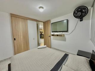 Lujoso Apto 5 min de Clínica Valle de lili y CC Jardín Plaza, 2103 - 7