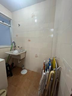 Apartamento de 01 dormitório no centro, 100m da praia - 3