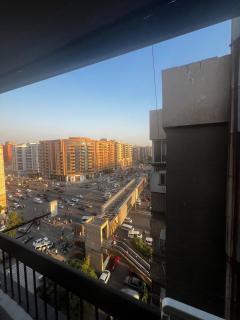 3-bedroom apartment next to City Stars Mall and Abbas Al-Akkad Street - 5