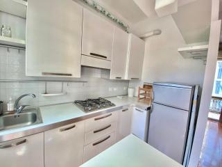 C&L apartment, in Coorte Milanese, Silenziosa e nel cuore della Città di Milano, Duomo, Rho Fiera e Stadio San Siro - 2