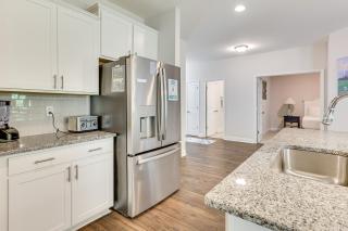 3 Mi to Sand! Ocean Isle Beach Escape Near Golf - 4