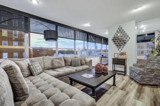 The Lollygag by Lucky Savannah - 2