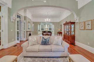 Wayne Mansion Main and Garden by Lucky Savannah - 4