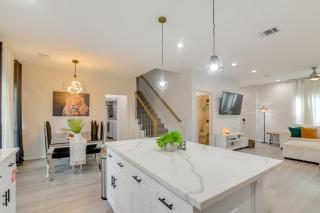 10 Mi to Downtown Houston: Family Home w/ Yard - 4