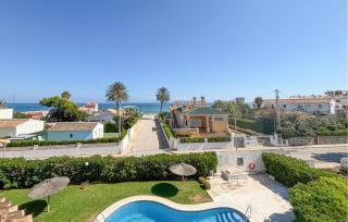 2 Bedroom Beautiful Apartment In Dénia - 4
