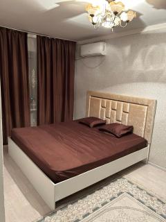 Квартира посуточно - 0