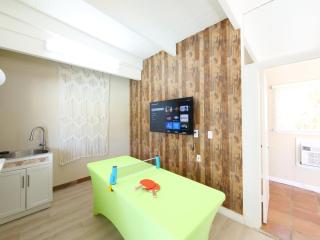 3BD Tropical Luxe Stay with Pool, Gameroom and Grill - 8