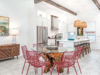 Savannah Suite Tea by Lucky Savannah - 1