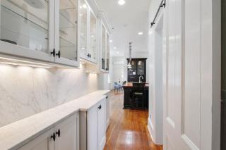 The Squares of Savannah: Telfair by Lucky Savannah - 8