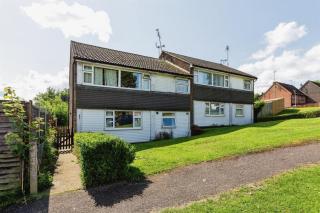 Cosy 2 bed property in Codicote - 9