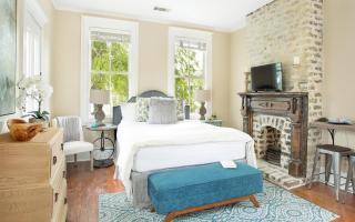 Broughton Estate Carriage (Upper) by Lucky Savannah - 7