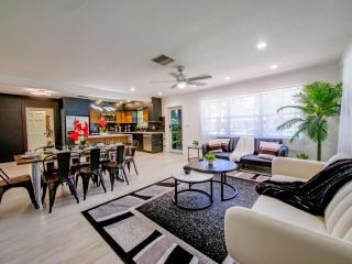 Dania Beach 4-bedroom house - Pool,Parking,Grill - 9