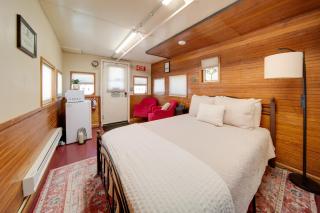 Red NY Central, Converted Railcar in DuBois! - 4