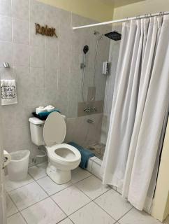 Dove Cove Comfort Suites - 1