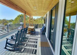 Tangerine Sky Ranch Cabin - 4