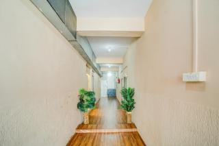 Hotel O Parth Palace - 0