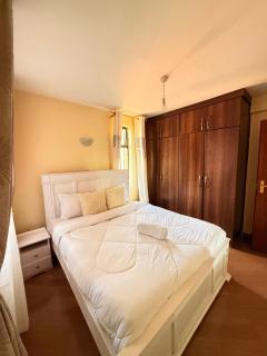 Zoe Homes - 6
