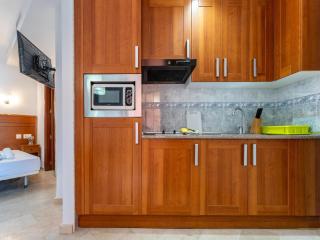 Beachfront Apartment -Don Juan Manilva - 7