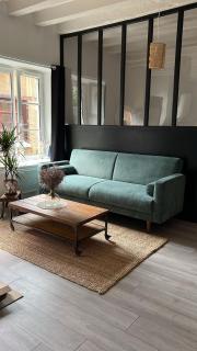 T1 bis avec cour au pied des remparts, Vieux Mans - Le Mans - 0