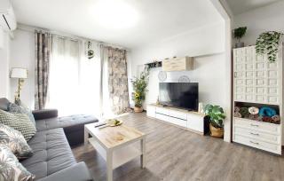 Nice Apartment In Puebla De Farnals - 2