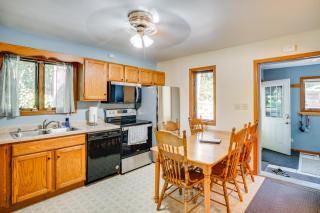 Waterfront Fond du Lac Home on DeNeveu Lake! - 4