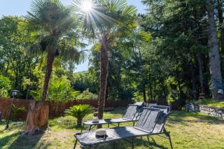 Ina's Lake Garden - 5