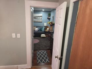 Hidden and comfortable home away from home - 5