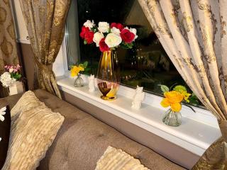 Likewise Modern Two bedrooms Home for 4 in Glasgow Area - 8