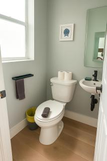 2 Coastal Units • Walk to Beach • Patio Parking - 7