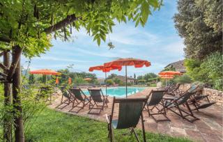 Beautiful Apartment In Casole D'elsa - 1