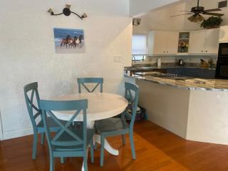 Trish's Beach Retreat With Poolspa By Siesta Keys - 1