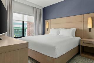 Residence Inn by Marriott Melville - 2