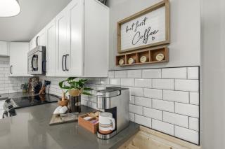 Glenwillow home - minutes from Cardinals Stadium! - 4