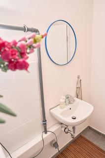 Platz für alle - geschmackvolle Gruppenunterkunft in Leipzig - 4