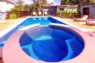 Comfy Island Escape Close to Beach - Pool - 7