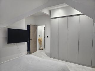 Luxury 3 bed next to city centre - 4