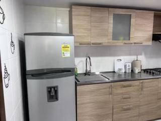 Moderno Apartamento A 15 Minutos del Aeropuerto & Embajada - 5