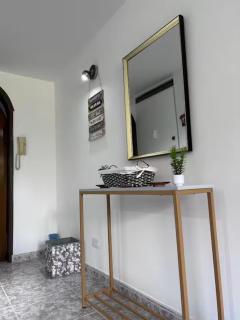 Moderno Apartamento A 15 Minutos del Aeropuerto & Embajada - 2