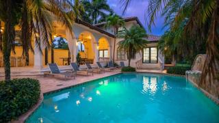 Luxury Italian Type Villa 7k SQ FT Heated Pool - 3