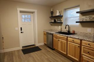 Cozy Cottage - 1