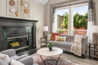 Bridlemile Cottage - 1