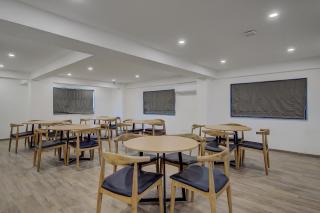Super Townhouse Hadapsar - 4