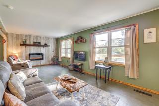 Peaceful Cassville Vacation Rental - Hike and Fish! - 6