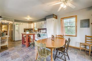 Peaceful Cassville Vacation Rental - Hike and Fish! - 2