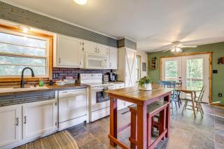 Peaceful Cassville Vacation Rental - Hike and Fish! - 1