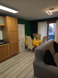 2 bedroom city centre apartment - 0