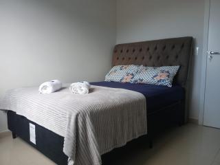 Ótima Localização, com suíte, Garagem coberta - 5